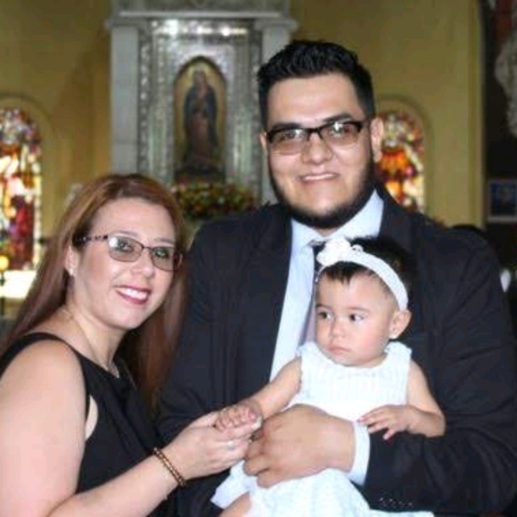 Meet your Posher, Tatiana Escobar - Picture 1 of 1